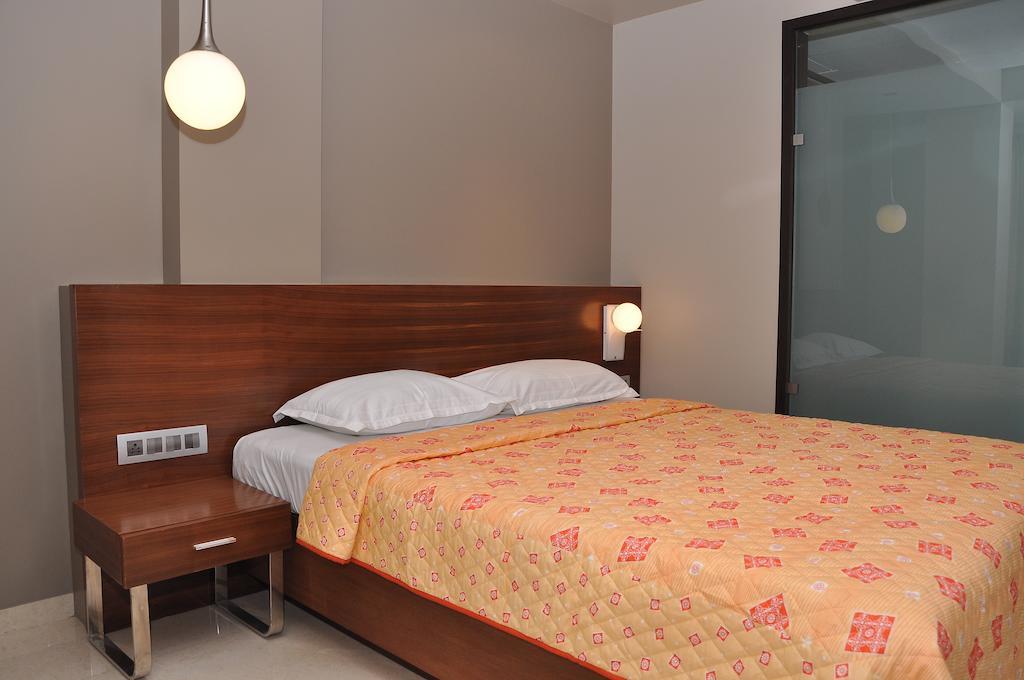 Hotel Imperial Executive, Andheri Bombay Exterior foto